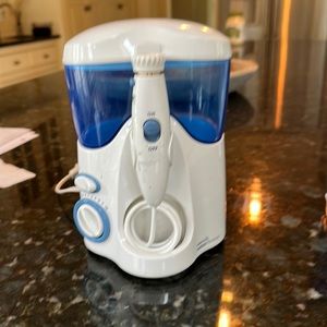 Waterpic water flosser